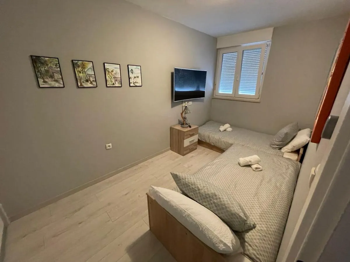 Lui Apartman PUY
